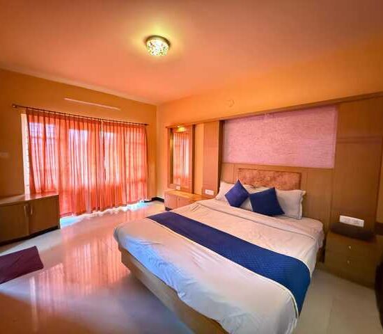 Hotel Booking 
